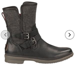 UGG Australia Simmens boots
